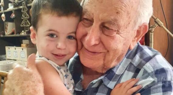 Prežil Auschwitz, jeho vnučka a pravnuk teroristický útok Hamasu
